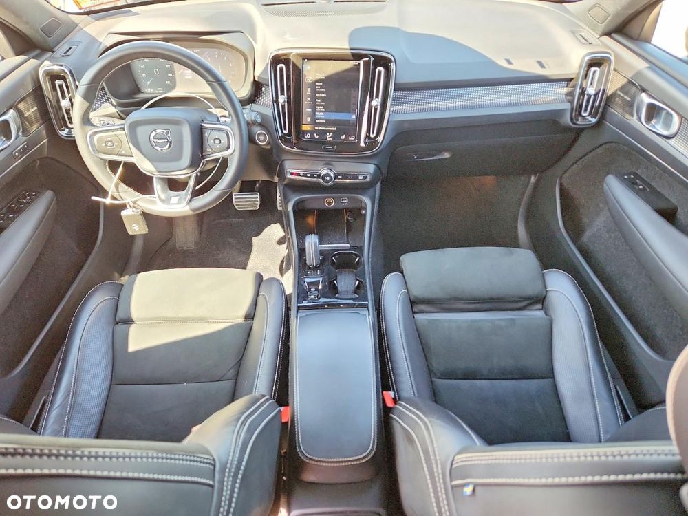 Volvo XC 40 T5 AWD R-Design - 8