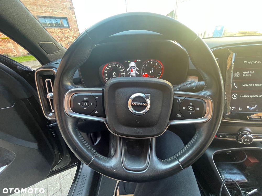Volvo XC 40 - 21