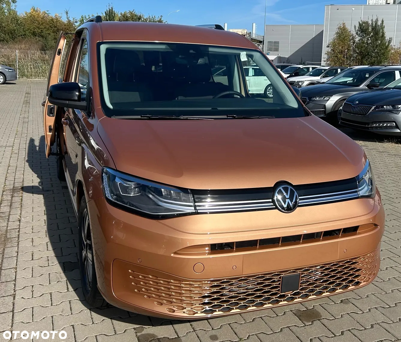 Volkswagen Caddy Maxi 2.0 TDI Style DSG - 2