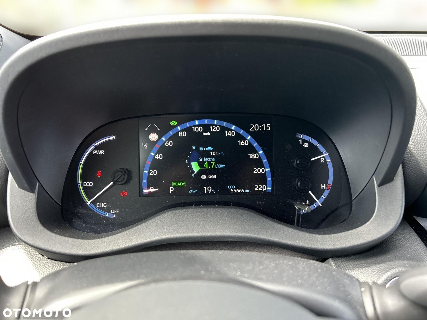 Toyota Yaris Cross - 18