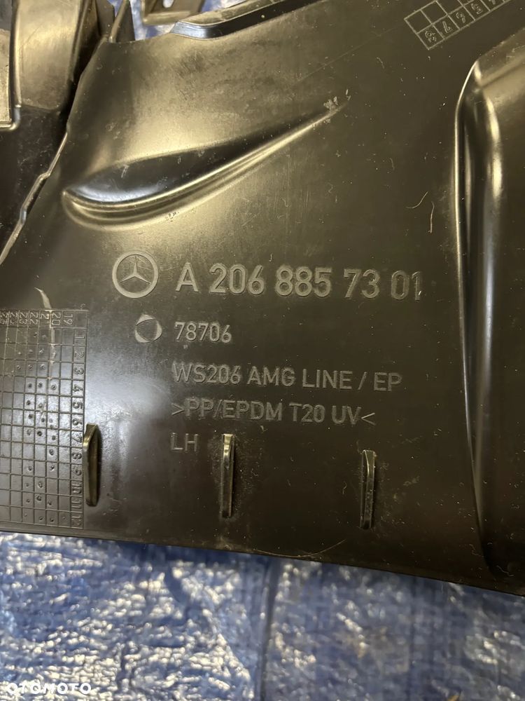 Mercedes C Klasa w206 mocowanie ślizg zderzaka lewe A2068857301 - 3
