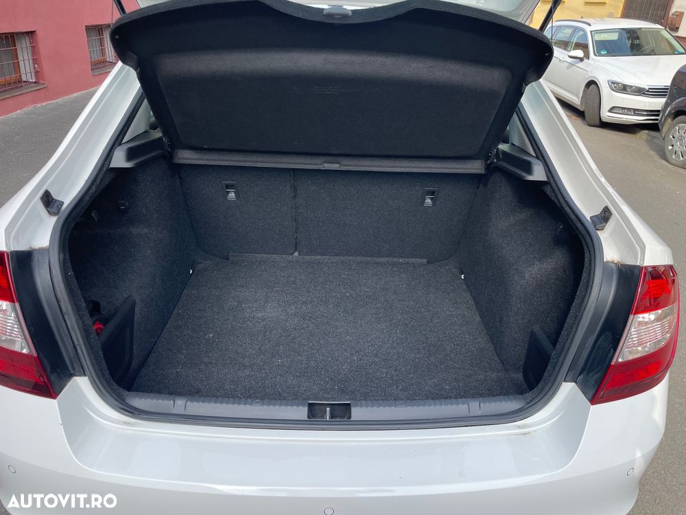 Skoda RAPID 1.6 TDI Ambition - 6