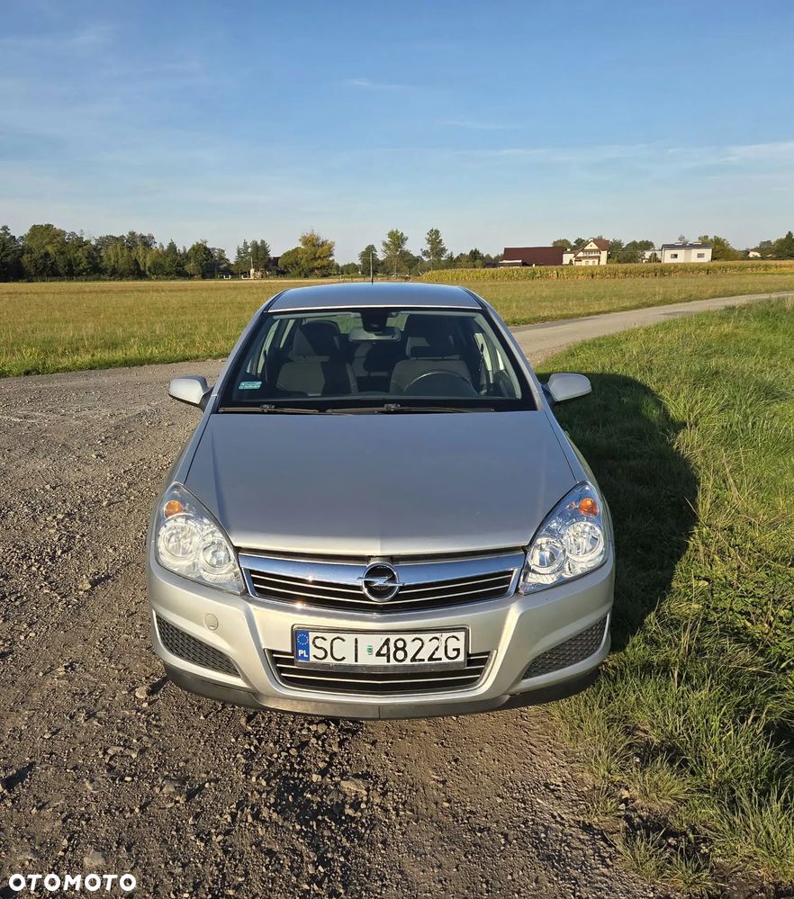 Opel Astra - 4