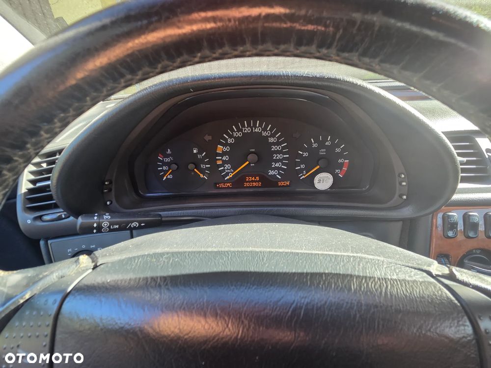 Mercedes-Benz CLK 320 - 8