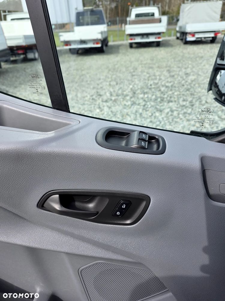 Ford TRANSIT 2,0 TDCI 170 KONNY WYWROTKA 3 STRONNA DOKA BRYGADÓWKA 7 OSOBOWA KLIMA WEBASTO LEDY 150T/KM PRZEBIEGU BLIŻNIAKI DO 3,5T WYWROT GWARANCJA - 15