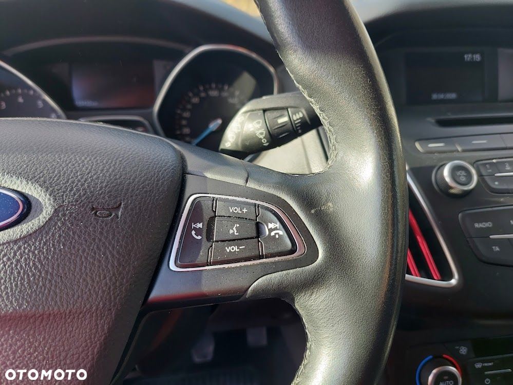 Ford Focus 1.5 EcoBoost STart-Stopp-System TITANIUM - 19