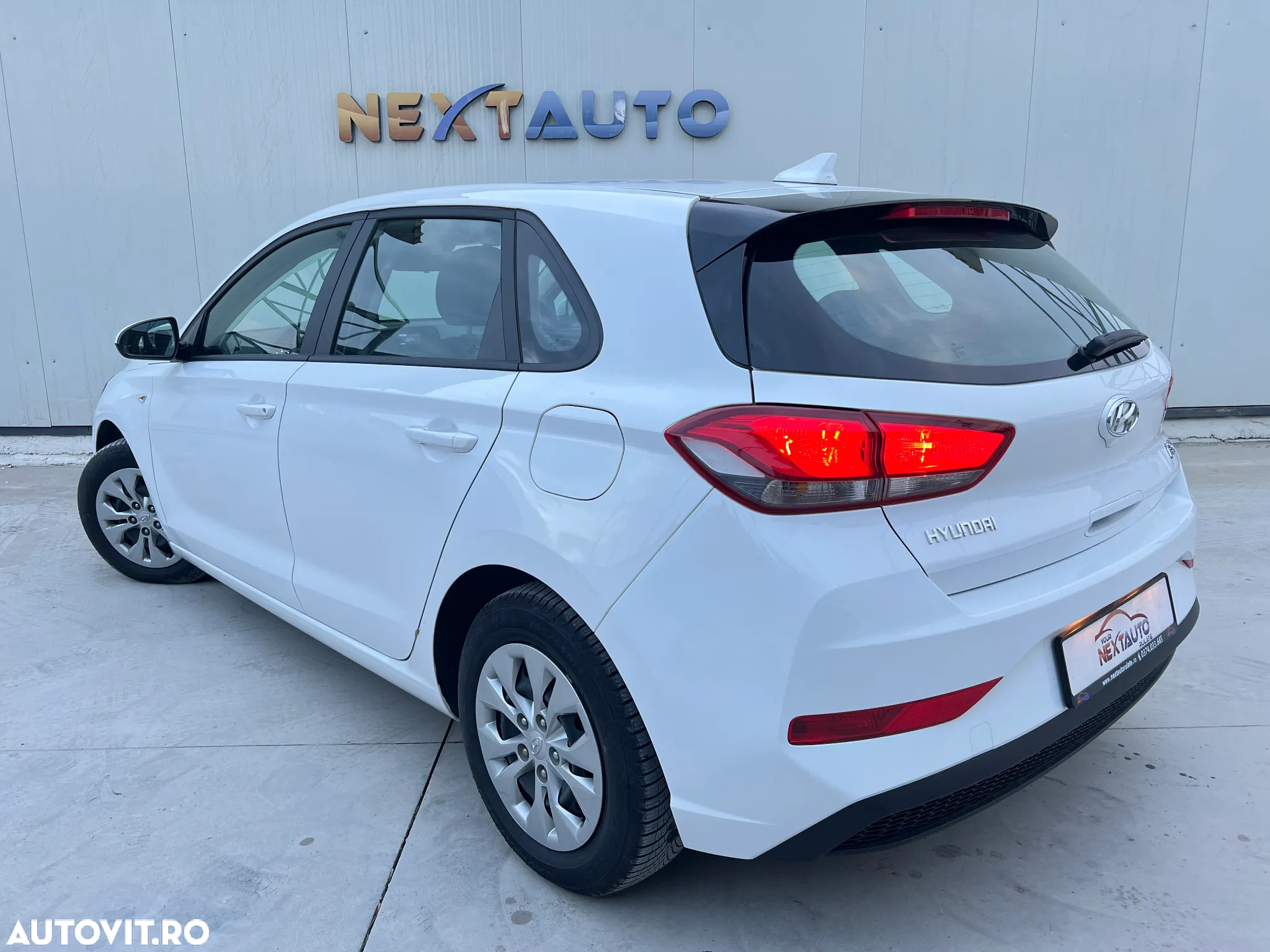 Hyundai i30 1.5 110CP 5DR M/T Comfort - 4