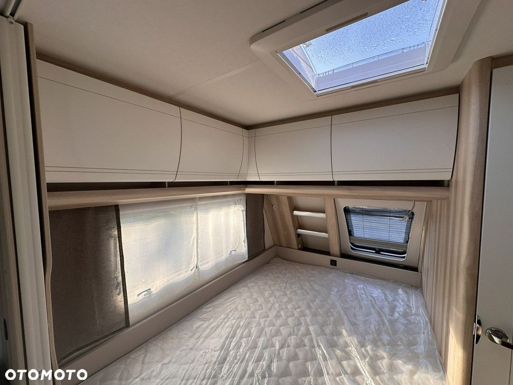 Hobby De Luxe 400 SFe - 9