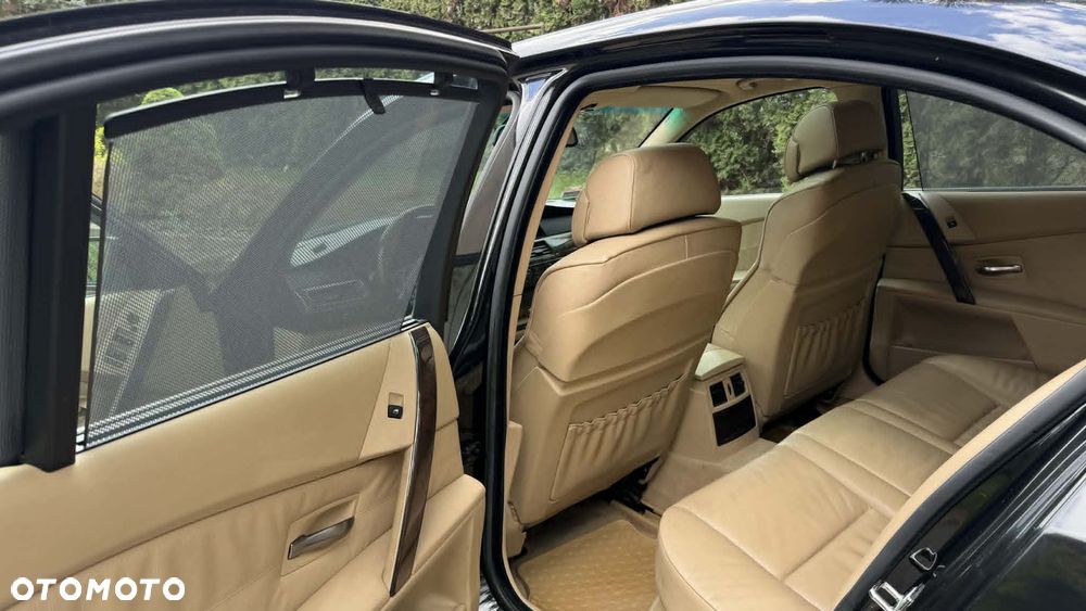 BMW Seria 5 - 10