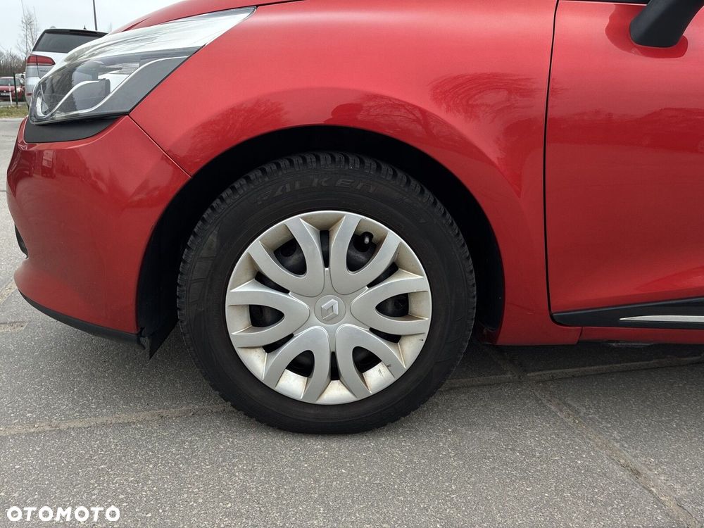 Renault Clio - 16