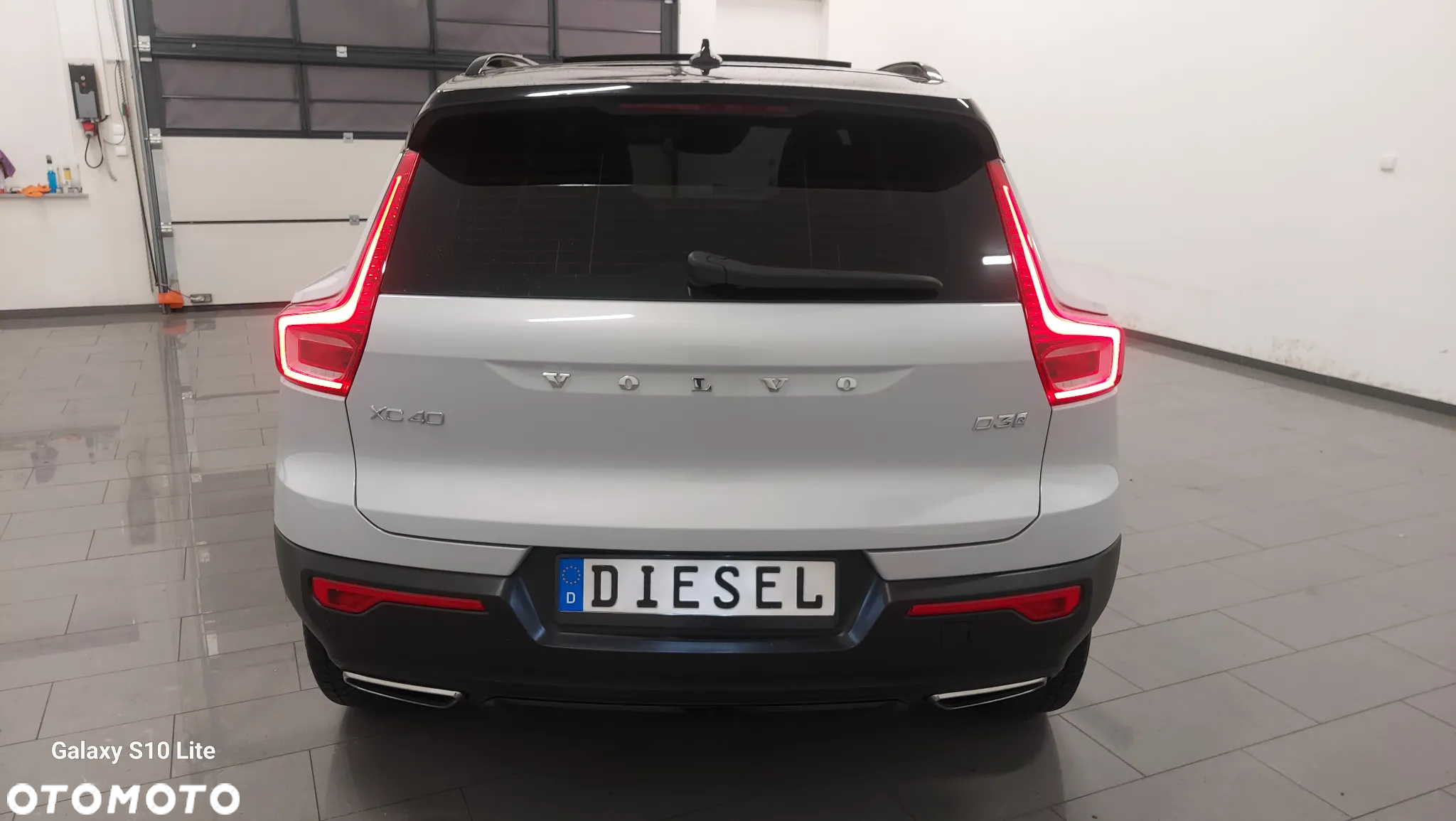 Volvo XC 40 D3 SCR R-Design - 10
