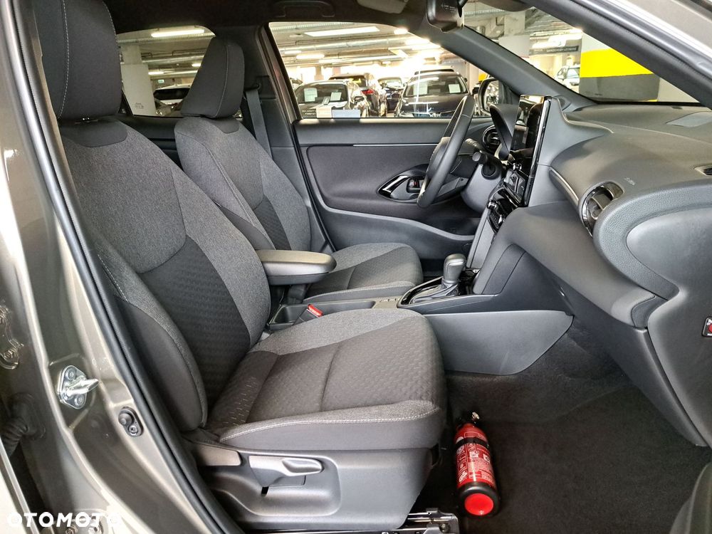 Toyota Yaris Cross Hybrid 1.5 Style - 12