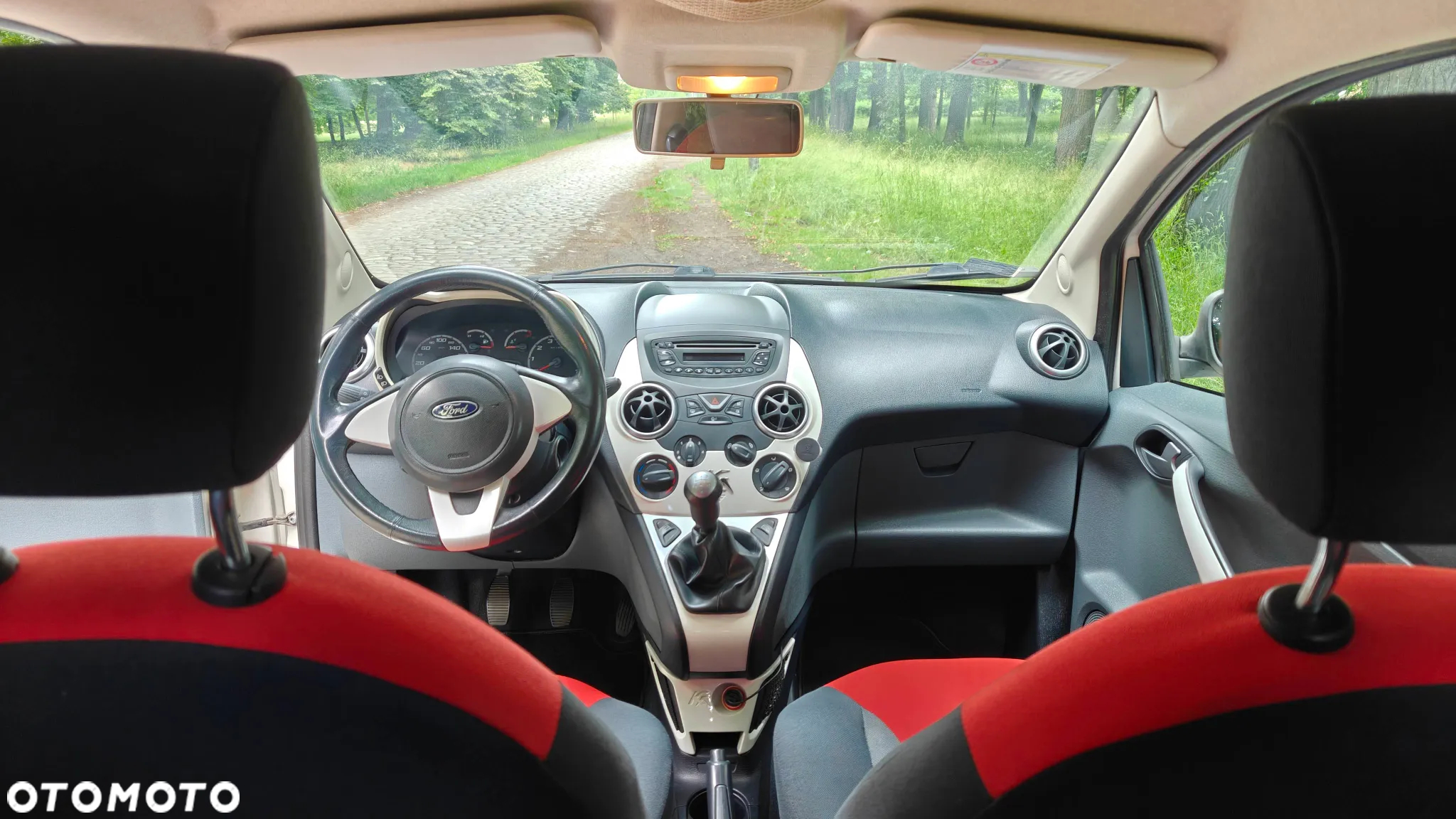 Ford KA 1.2 Titanium+ EU5 - 13