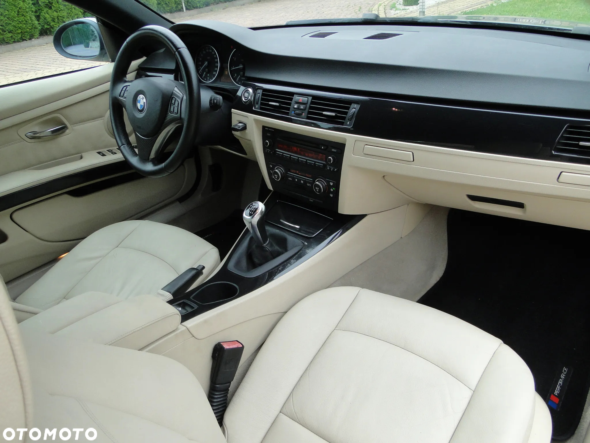 BMW Seria 3 320i - 14