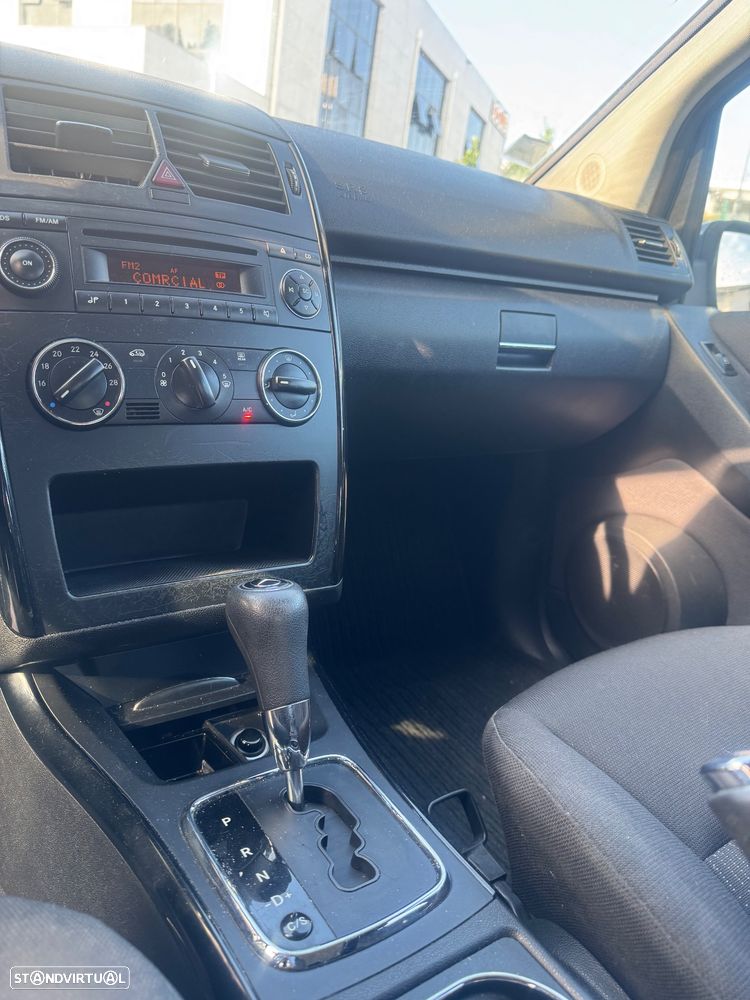 Mercedes-Benz A 150 Classic Automatic - 7