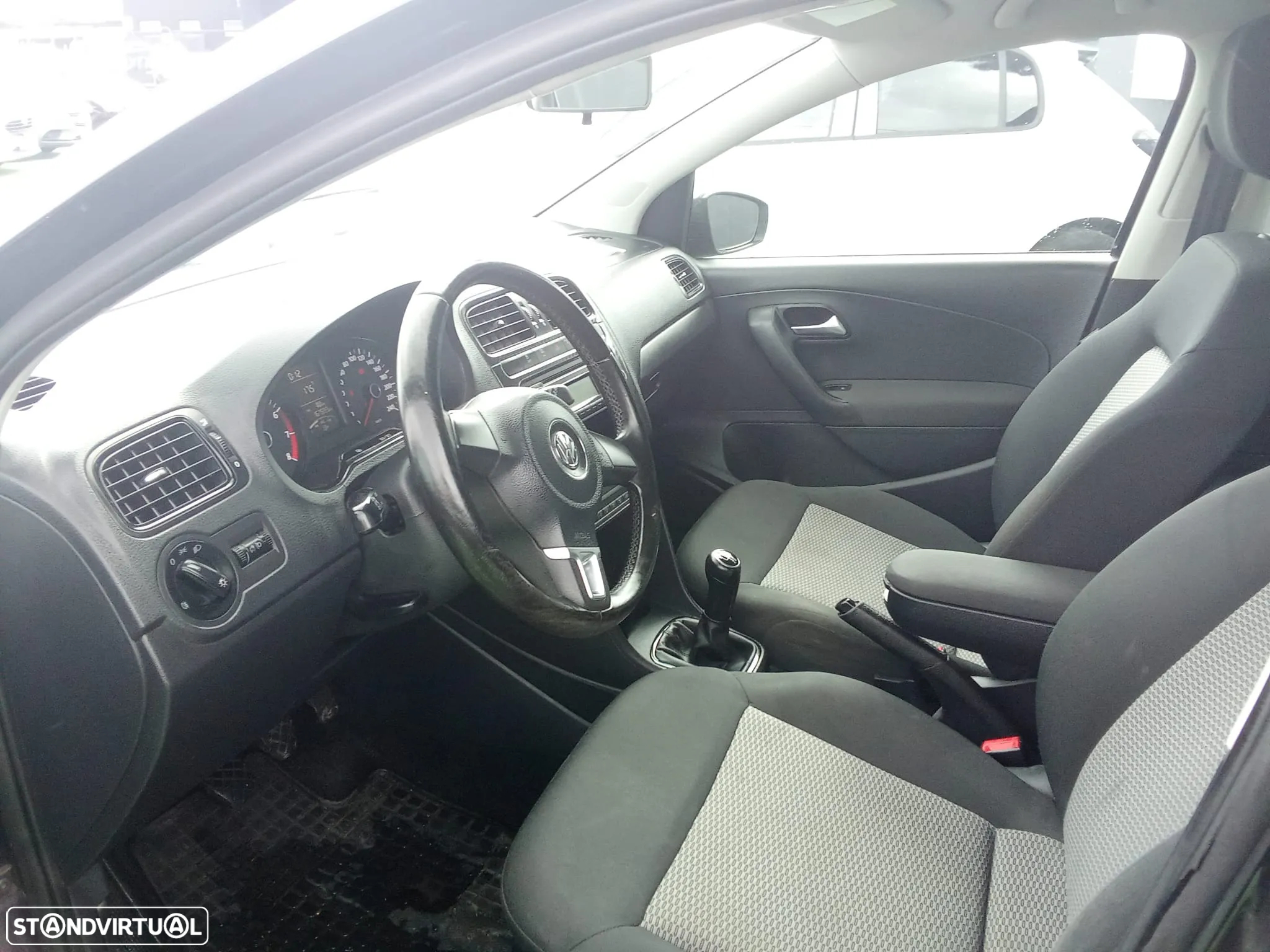 VW Polo 1.2 Life - 8