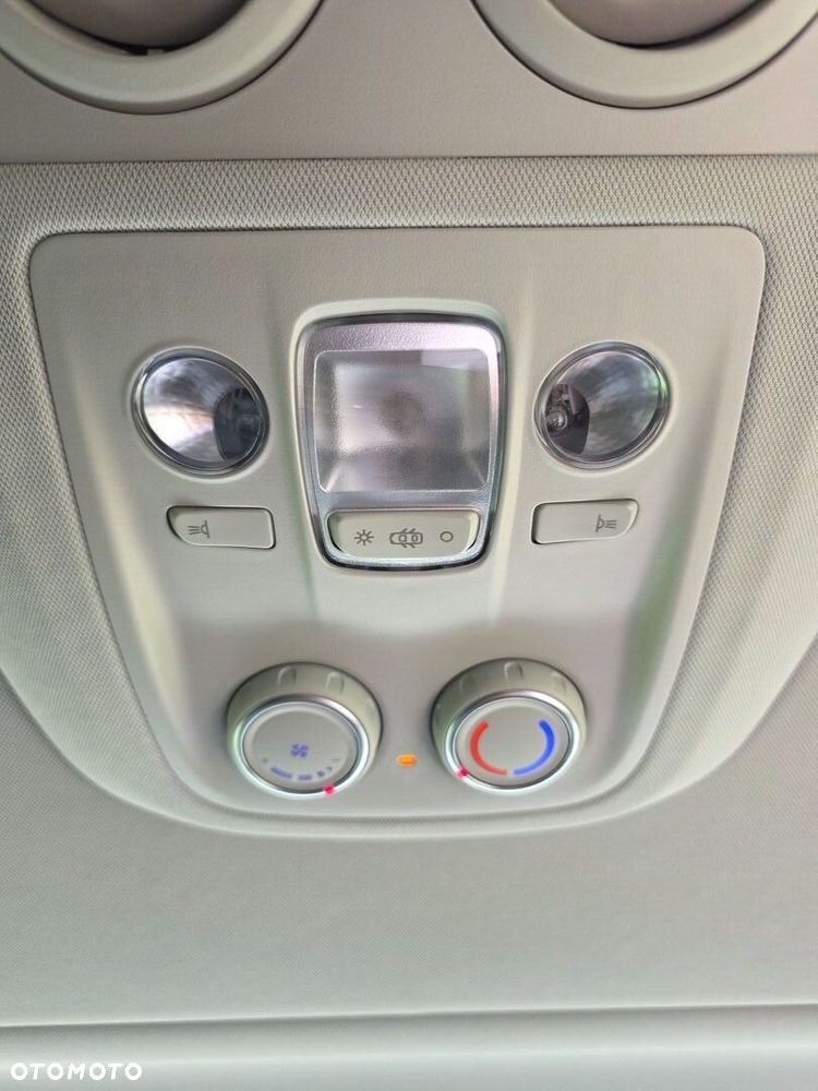 Toyota Proace Verso 2.0 D4-D Long Business - 25