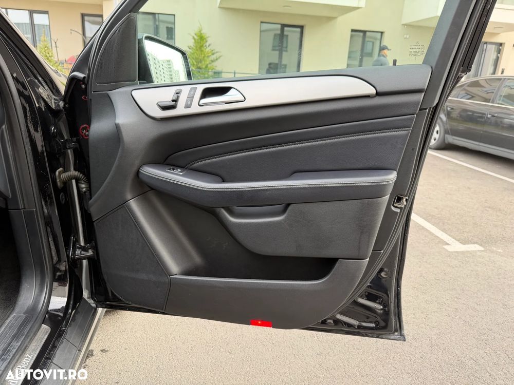 Mercedes-Benz ML 350 BlueTEC 4MATIC Aut - 25