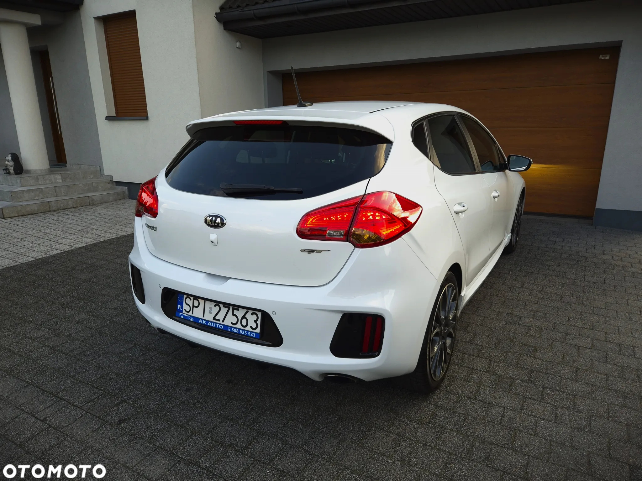 Kia Ceed 1.6 T-GDI GT-Track - 8