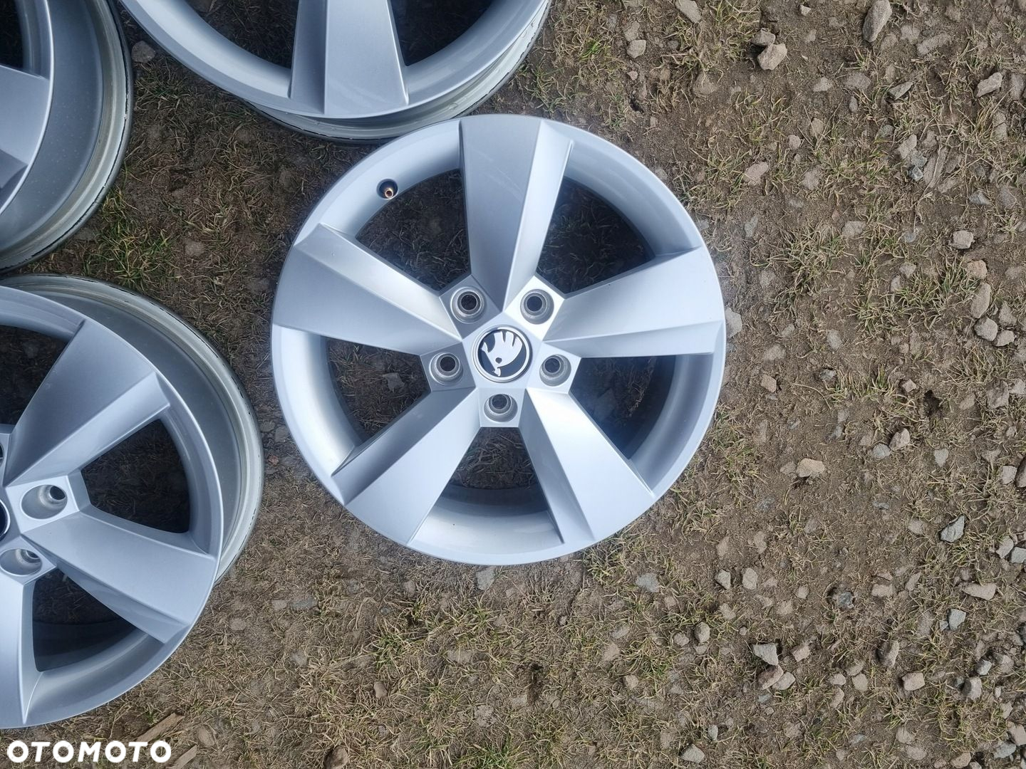 SKODA OCTAVIA III,VW GOLF 7,SEAT LEON,AUDI alu 6,5x16ET46 5X112 super stan - 4