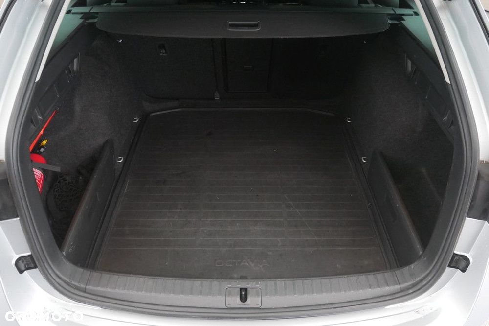 Skoda Octavia - 16