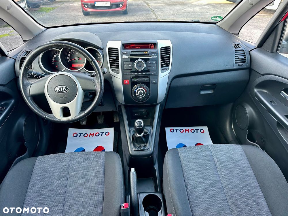 Kia Venga 1.4 CVVT Business Line - 17