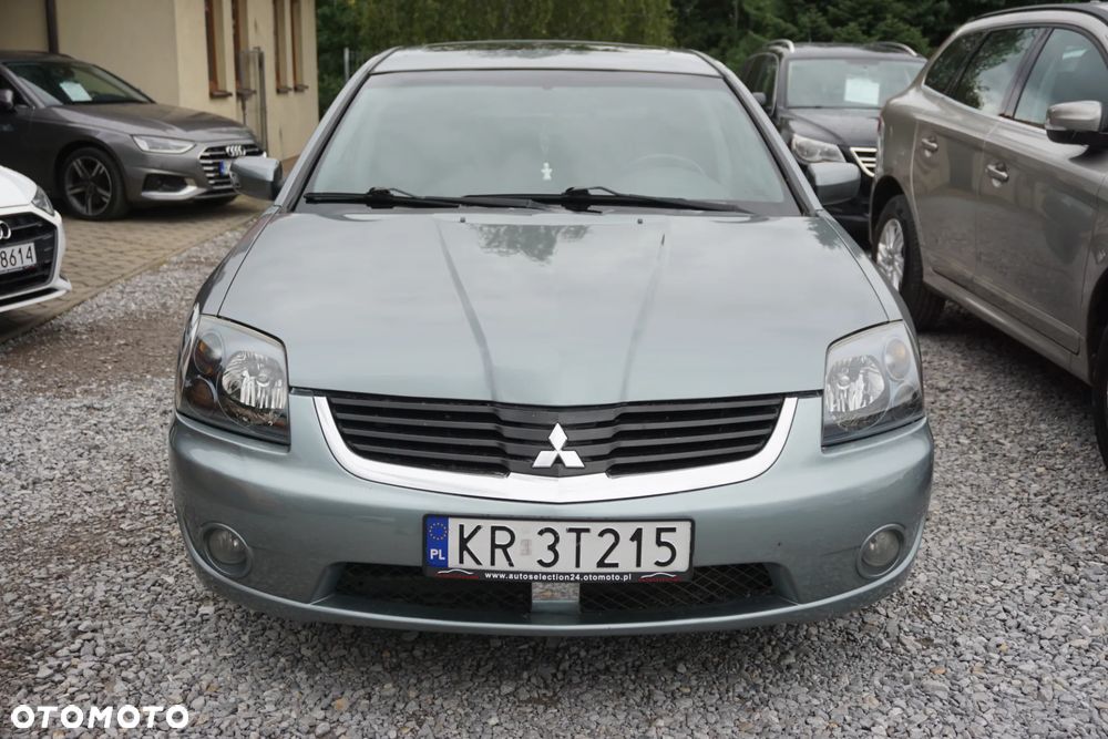 Mitsubishi Galant - 2