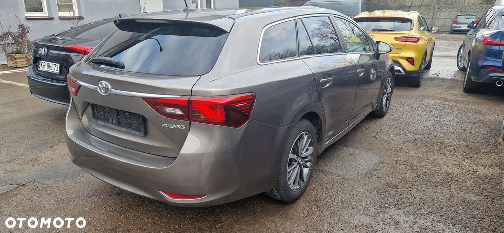 Toyota Avensis Touring Sports 1.8 Multidrive S Edition-S - 3