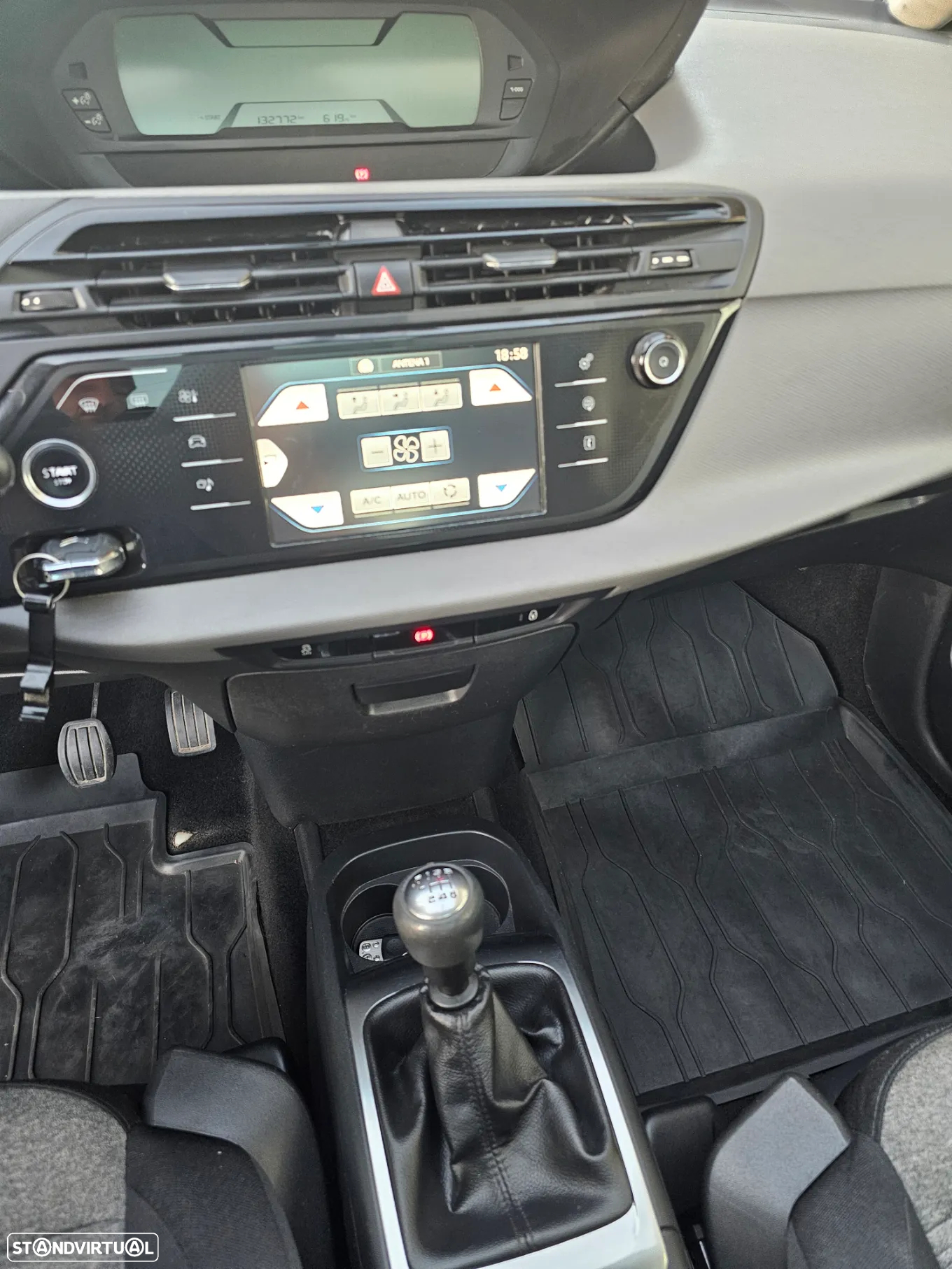 Citroën C4 Picasso PureTech 130 Stop&Start SHINE - 15