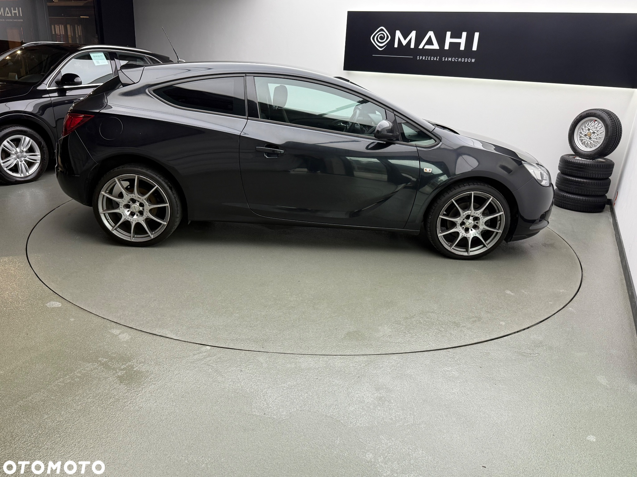 Opel Astra GTC 1.4 Turbo - 13