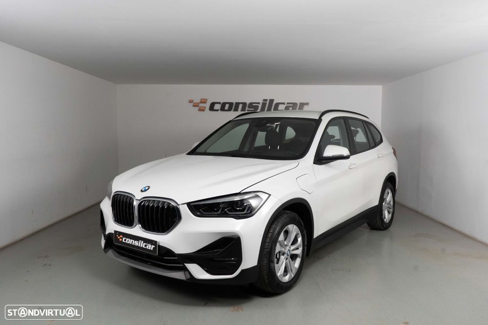 BMW X1 25 e xDrive Corporate Edition - 1