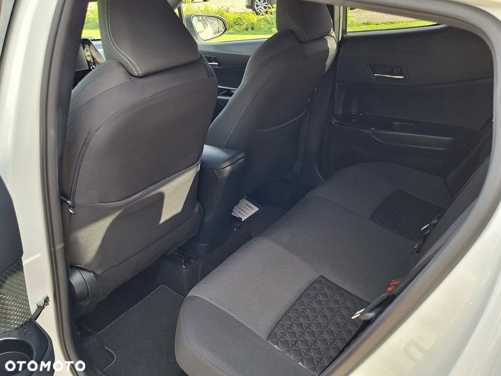 Toyota C-HR - 30