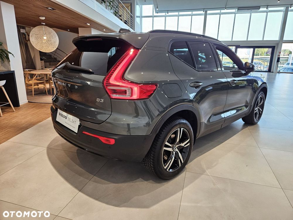 Volvo XC 40 - 6