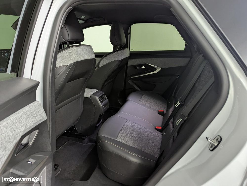 Peugeot 3008 1.2 Hybrid GT e-DCS6 - 17