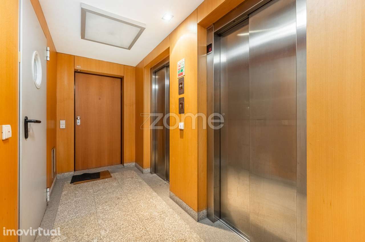 Apartamento T3 - Condomínio Fechado - Porto - Grande imagem: 5/46