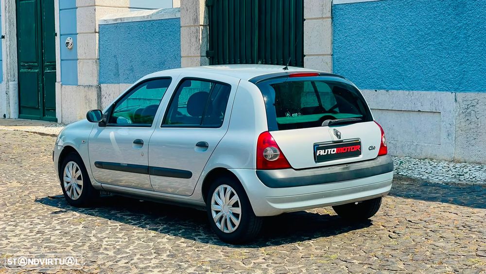 Renault Clio 1.2 16V Confort Dynamique - 3