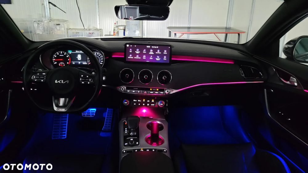 Kia Stinger 3.3 T-GDI AWD OPF GT - 27