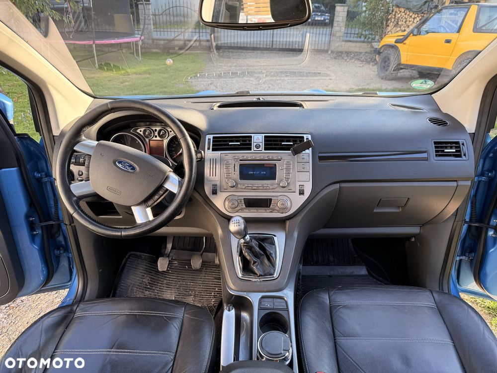 Ford Kuga - 5