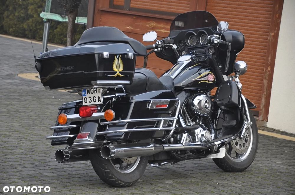 Harley-Davidson FLH Electra Glide - 8