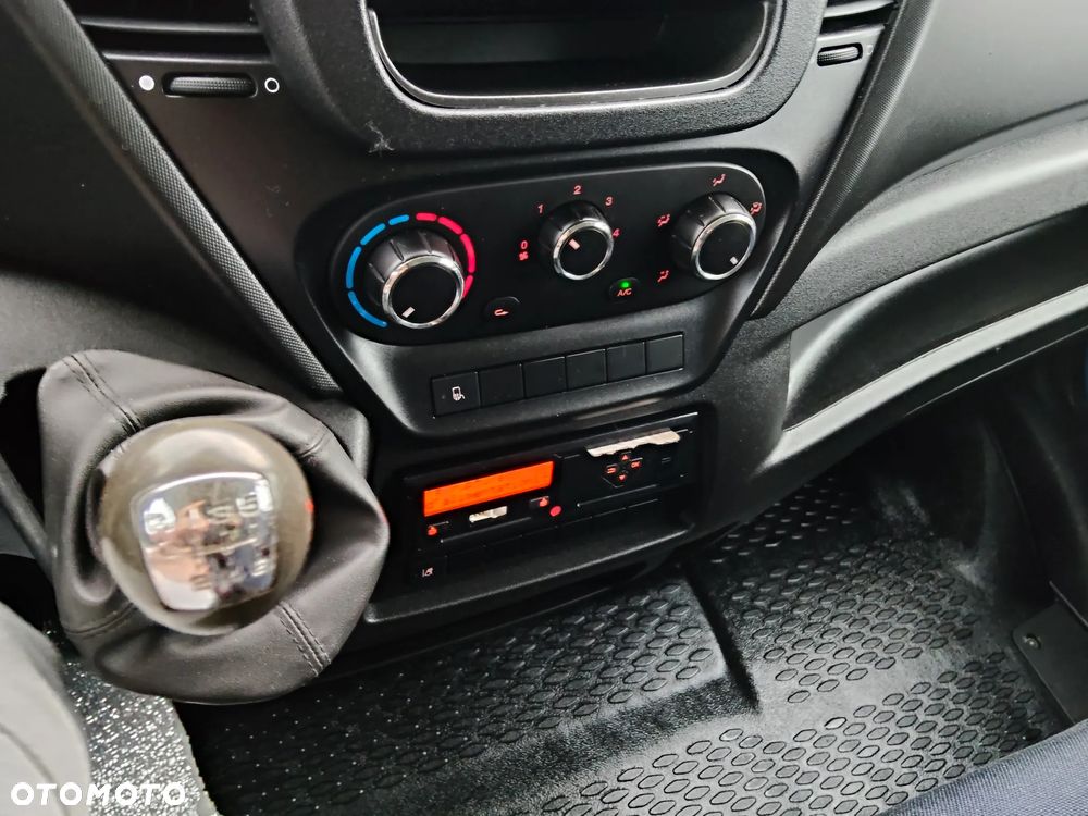 Iveco Daily 70C18 - 23