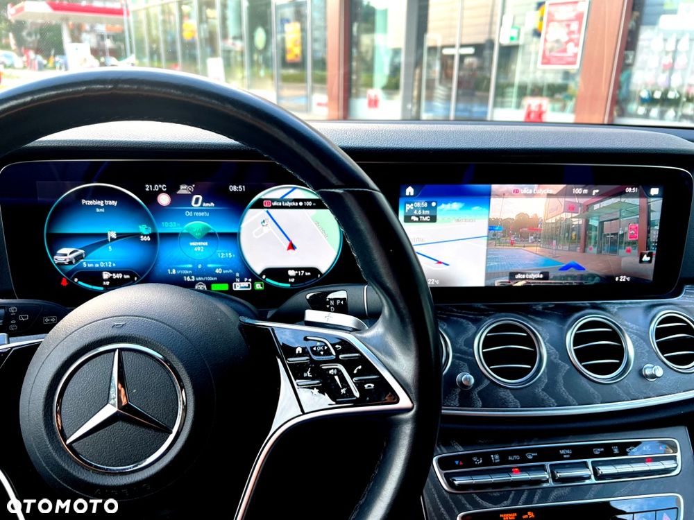 Mercedes-Benz Klasa E 300 de 4Matic 9G-TRONIC AMG Line - 33