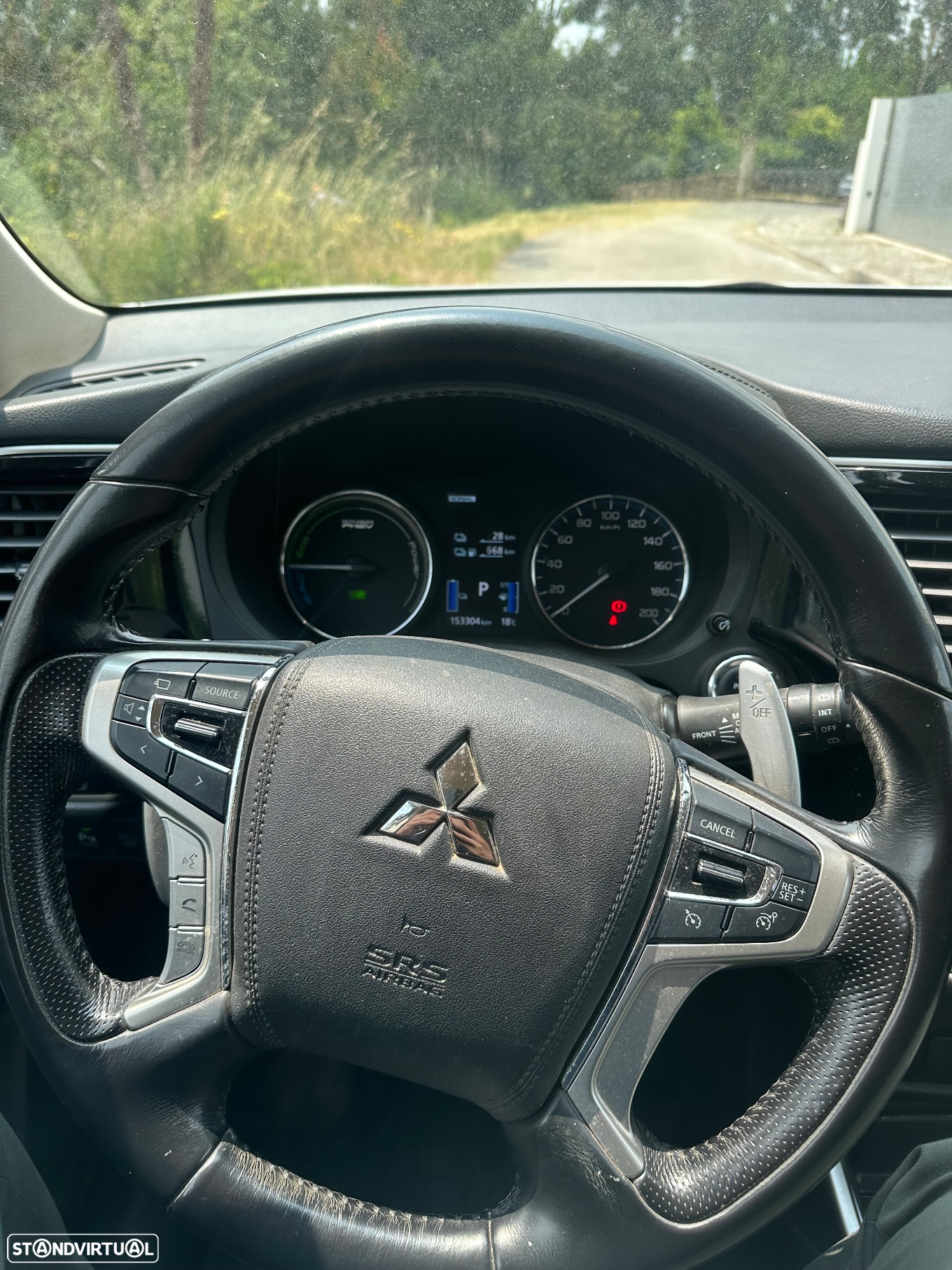 Mitsubishi Outlander 2.0 MIVEC Instyle Navi+ - 11
