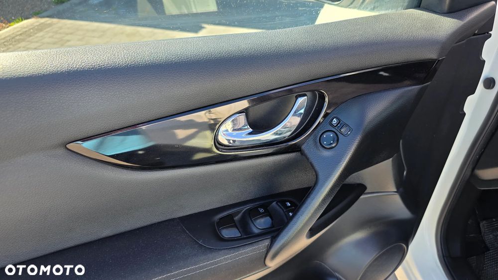 Nissan Qashqai - 17