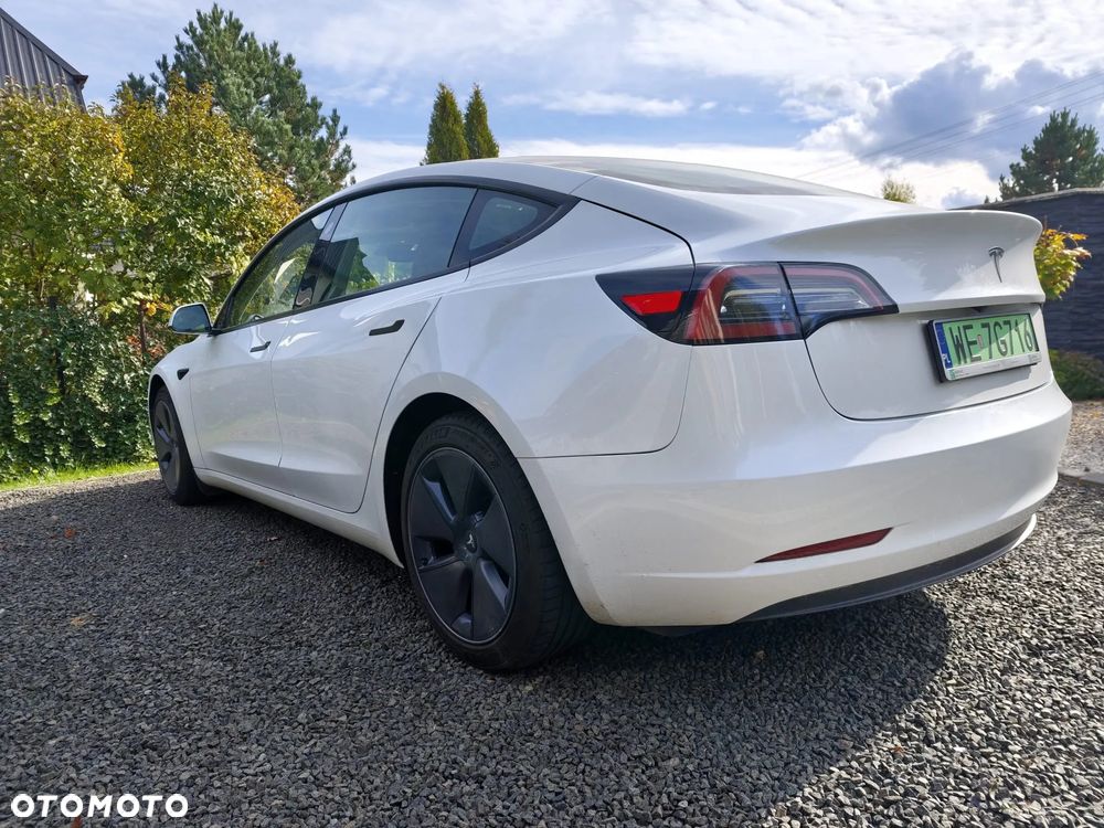 Tesla Model 3 Long Range RWD - 3
