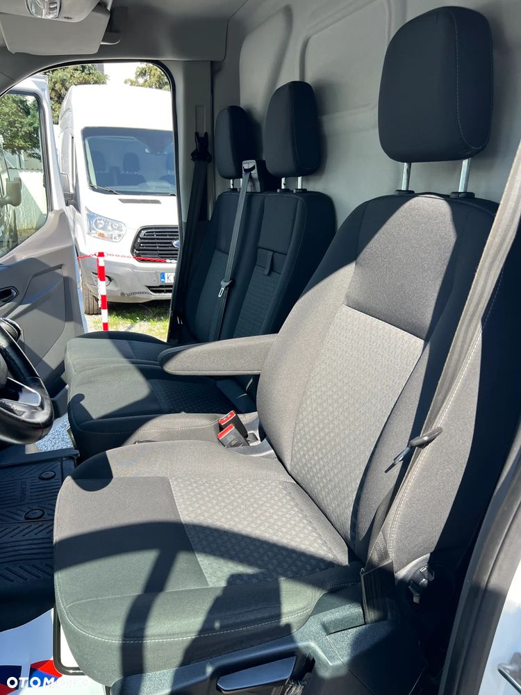 Ford Transit Furgon L3H3 4x4 AWD 2.0 TDCI 170KM Salon PL 4x4 - 28