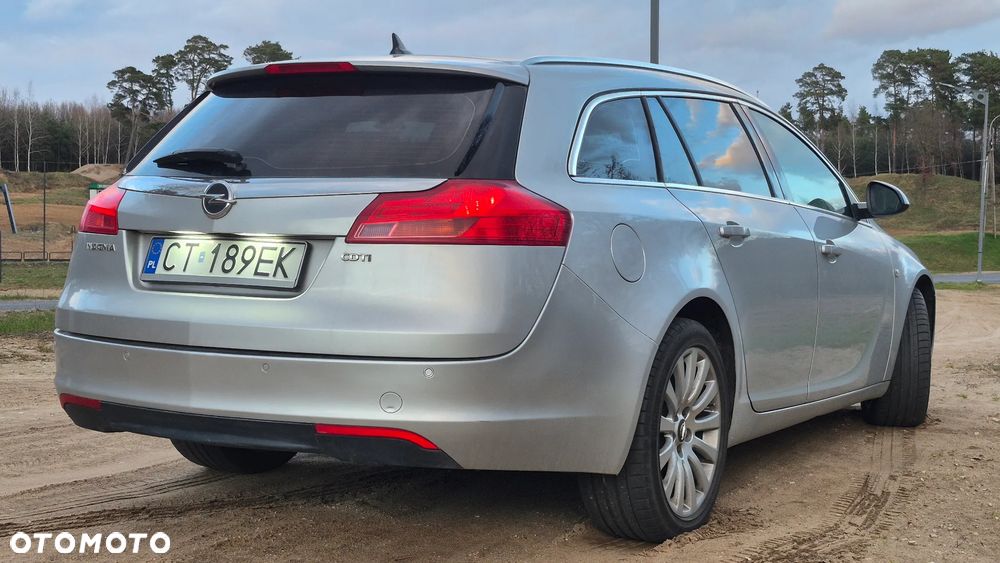 Opel Insignia 2.0 CDTI - 12