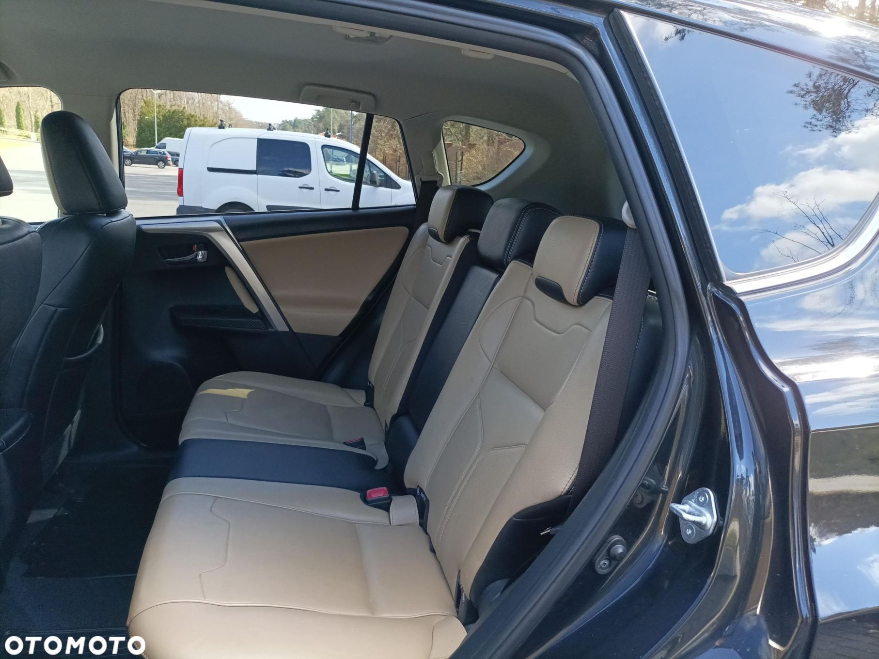 Toyota RAV4 - 14