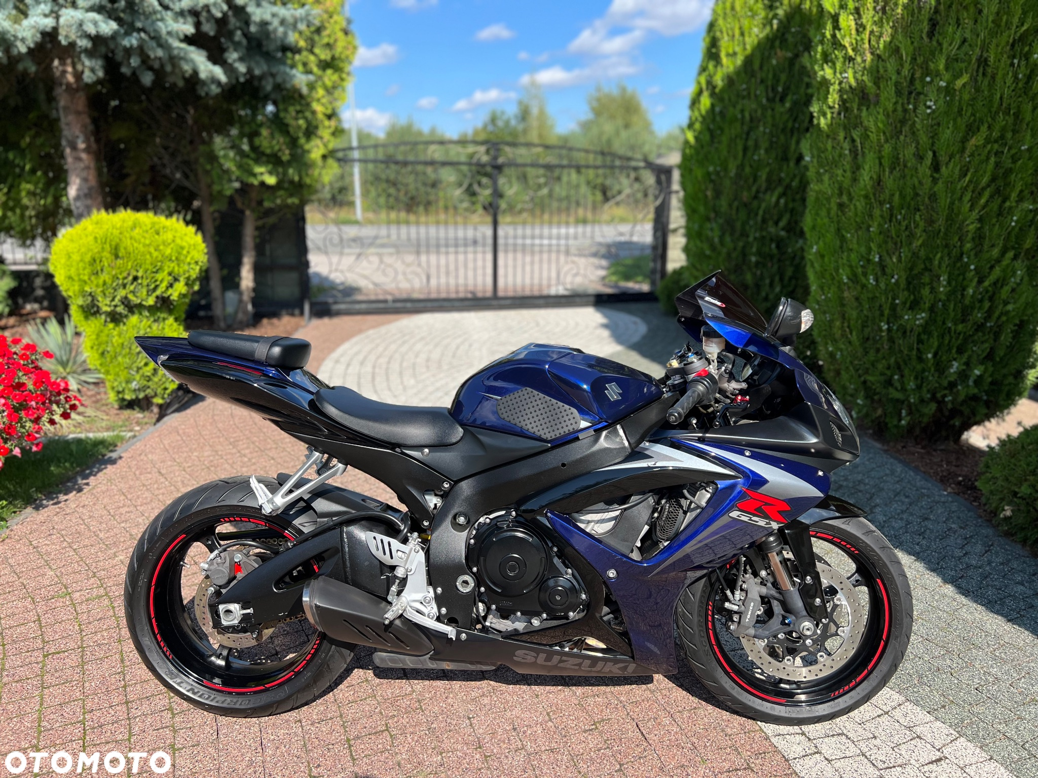 Suzuki GSX-R - 6