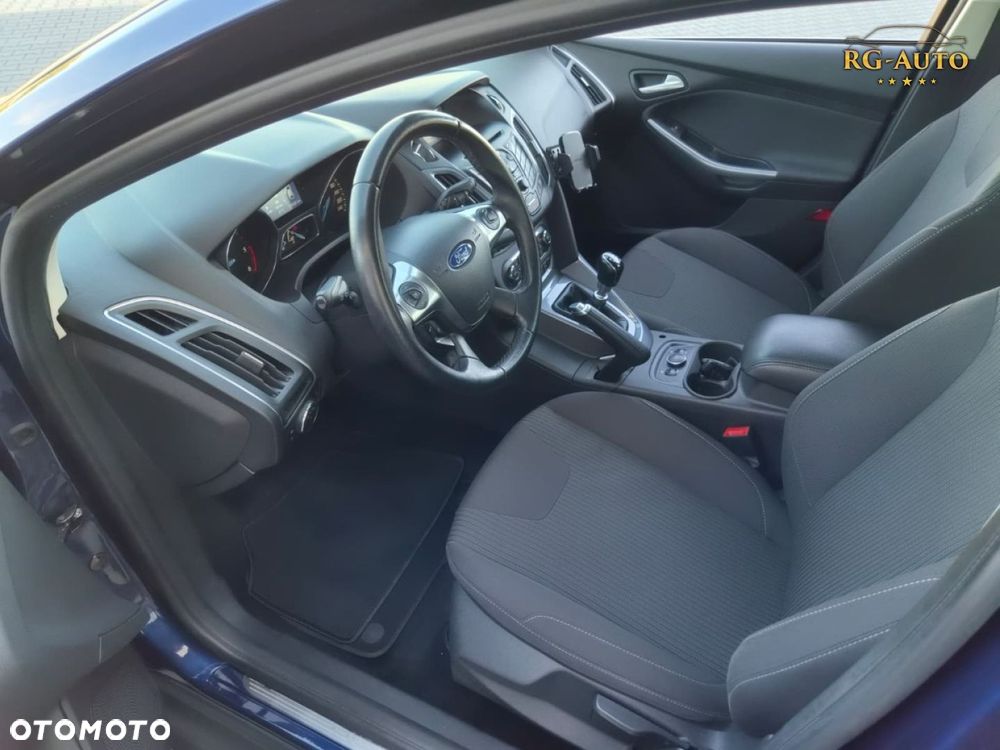 Ford Focus - 39