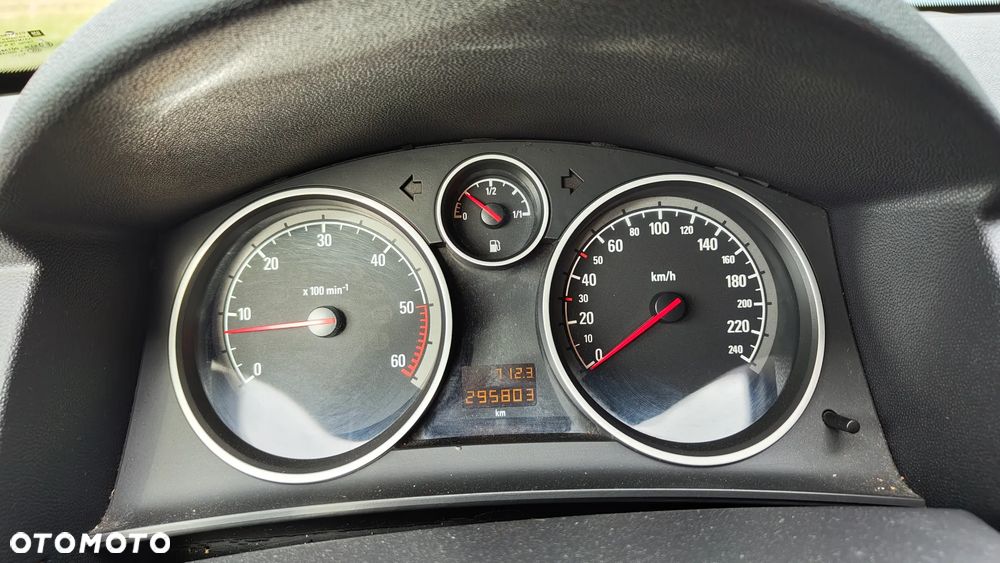Opel Astra - 11
